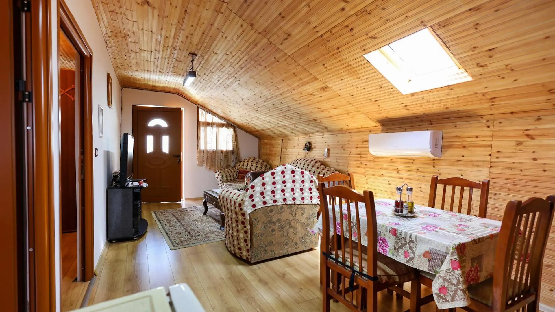 Villa Samuela Cozy Retreat Berat Casa vacanze