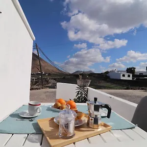 casa-los-senderos.in-canary-islands.com/